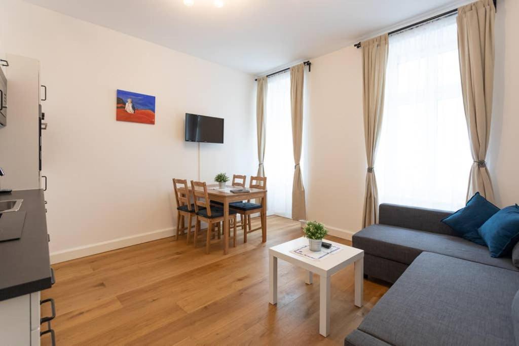 14 C&J'S Apartment Wien Eksteriør billede